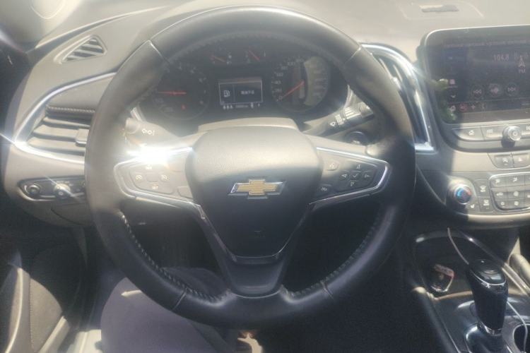 Used Chevrolet Malibu XL 2019 535T CVT Active Version Steering Wheel