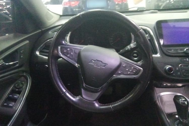 Used Chevrolet Malibu XL 2019 Redline 550T Automatic Sport Edition Steering Wheel