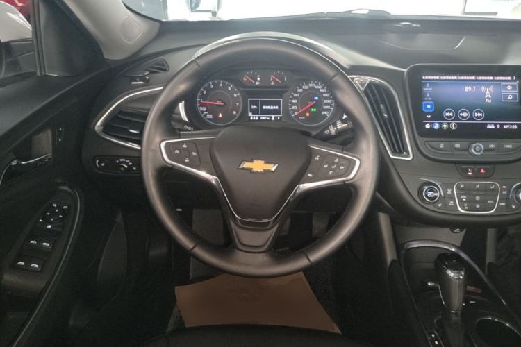 Used Chevrolet Malibu XL 2019 535T CVT Active Version Steering Wheel