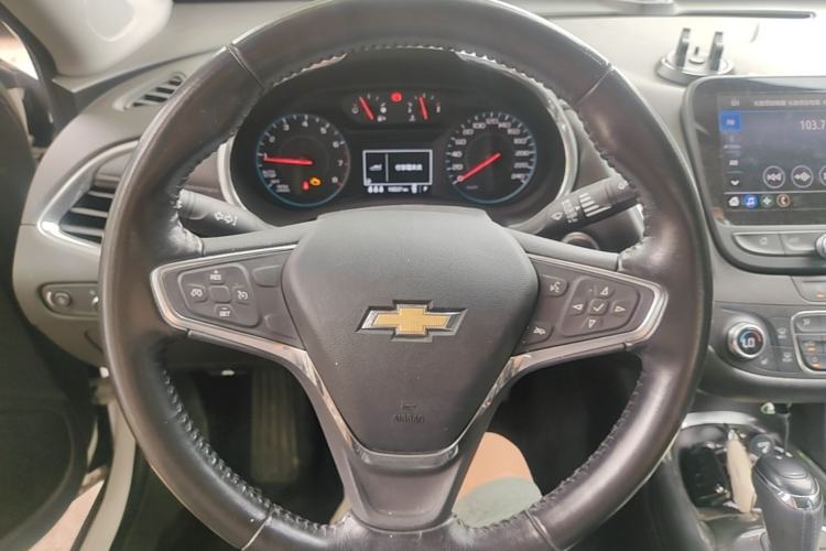 Used Chevrolet Malibu XL 2019 535T CVT Active Version Steering Wheel
