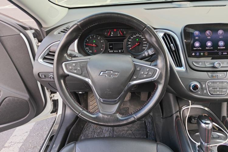 Used Chevrolet Malibu XL 2019 Redline 550T Automatic Sport Edition Steering Wheel