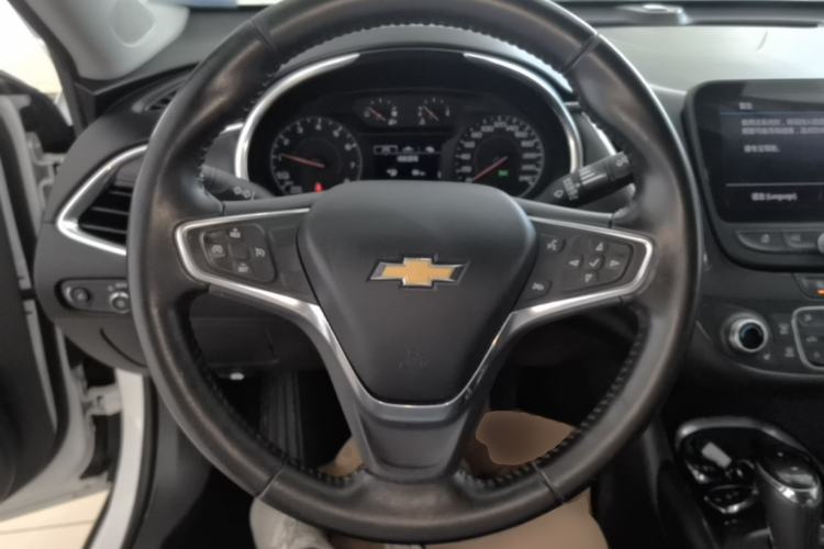 Used Chevrolet Malibu XL 2019 535T CVT Active Version Steering Wheel