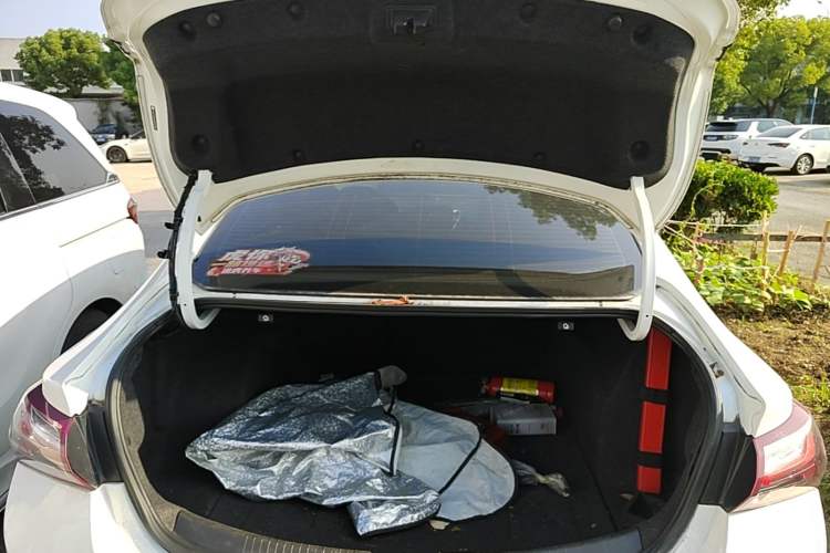 Used Chevrolet Malibu XL 2019 535T CVT Active Version Trunk