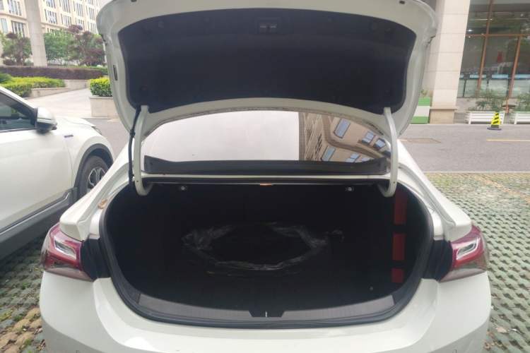 Used Chevrolet Malibu XL 2019 Redline 550T Automatic RuiLian Edition Trunk