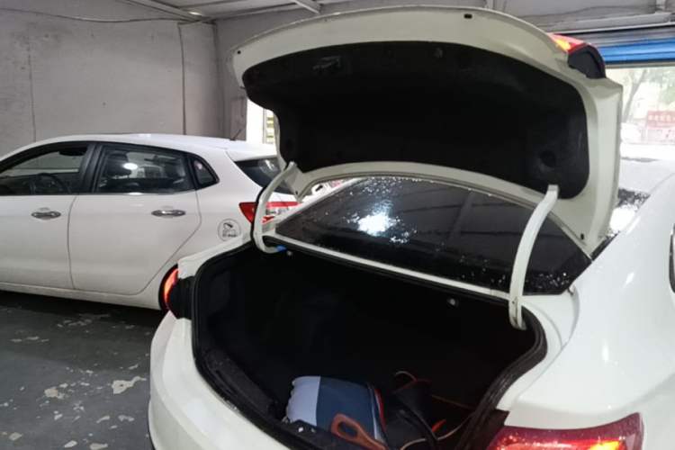 Used Chevrolet Malibu XL 2019 Redline 550T Automatic RuiLian Edition Trunk