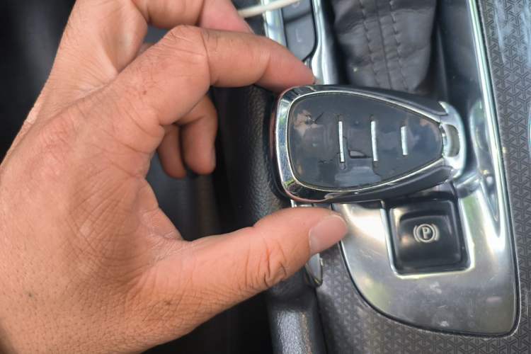 Used Chevrolet Malibu XL 2019 535T CVT Active Version Vehicle Key