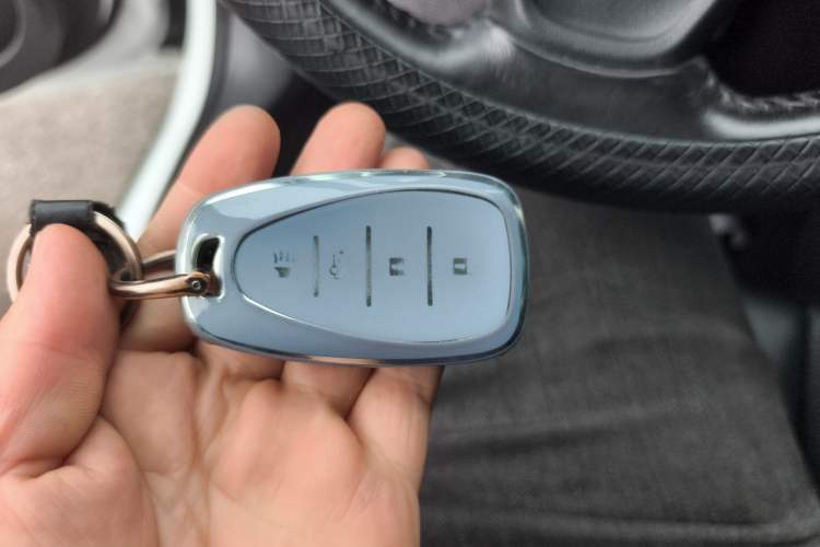 Used Chevrolet Malibu XL 2019 535T CVT Active Version Vehicle Key