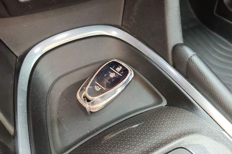 Used Chevrolet Malibu XL 2019 535T CVT Active Version Vehicle Key