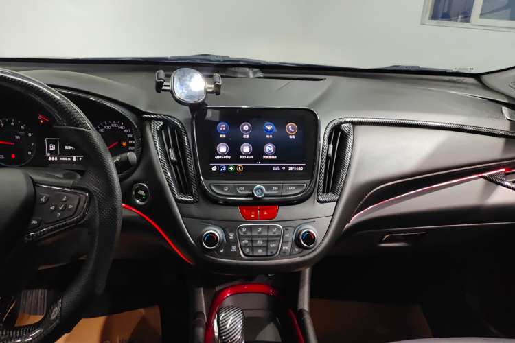 Used Chevrolet Malibu XL 2020 Redline 550T Automatic Sport Edition Audio And AC Panel