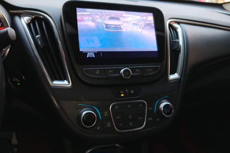 Used Chevrolet Malibu XL 2020 Redline 550T Automatic RuiLian Edition Audio And AC Panel