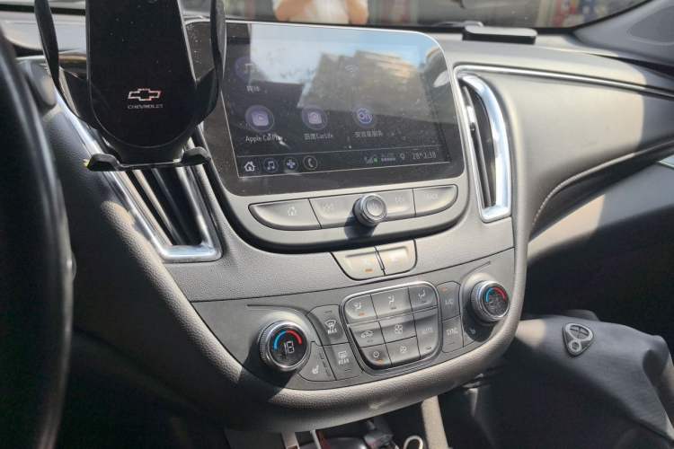 Used Chevrolet Malibu XL 2020 535T CVT Sharp Edition Audio And AC Panel
