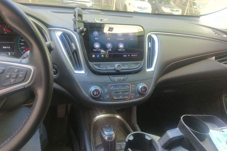 Used Chevrolet Malibu XL 2020 Redline 550T Automatic Sport Edition Audio And AC Panel