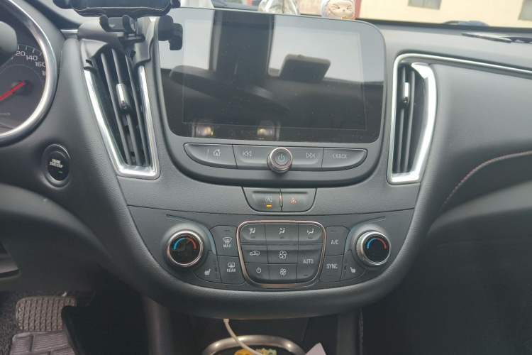 Used Chevrolet Malibu XL 2020 Redline 550T Automatic RuiLian Edition Audio And AC Panel