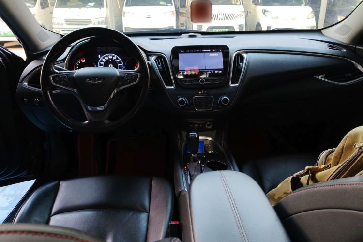 Used Chevrolet Malibu XL 2020 Redline 550T Automatic RuiLian Edition Center Console
