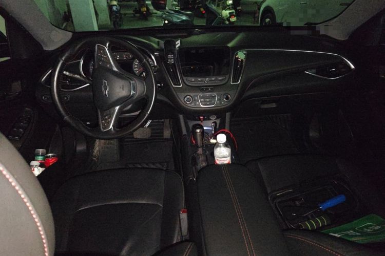 Used Chevrolet Malibu XL 2020 Redline 550T Automatic Sport Edition Center Console