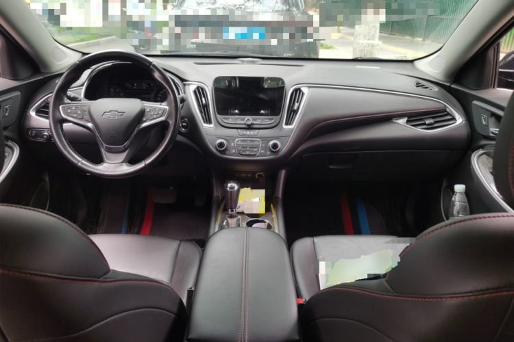 Used Chevrolet Malibu XL 2020 Redline 550T Automatic Sport Edition Center Console