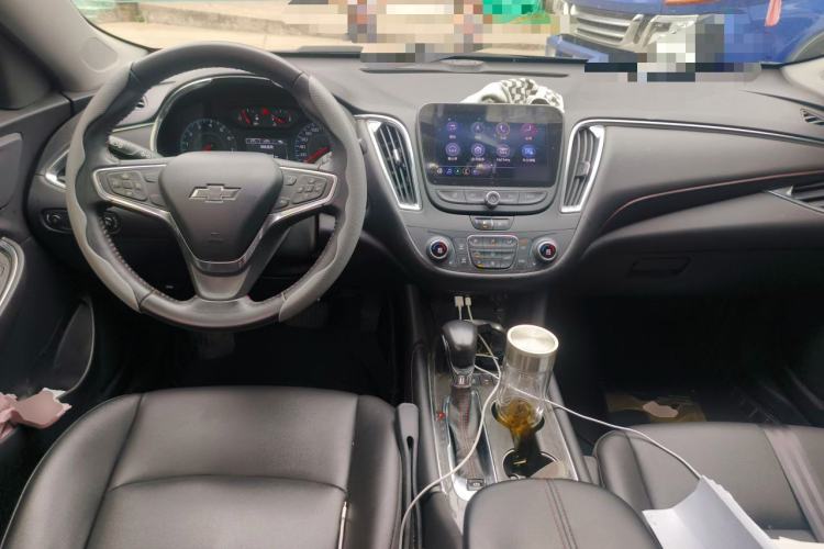Used Chevrolet Malibu XL 2020 Redline 550T Automatic Sport Edition Center Console