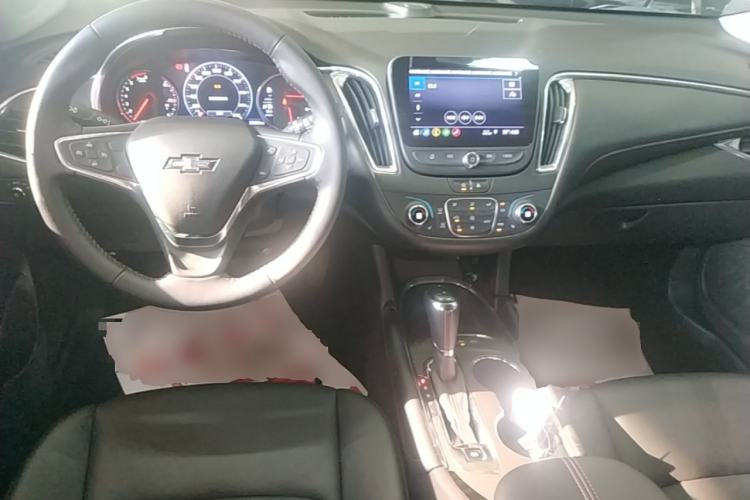 Used Chevrolet Malibu XL 2020 Redline 550T Automatic RuiLian Edition Center Console