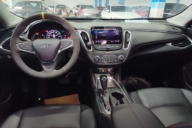 Used Chevrolet Malibu XL 2020 Redline 550T Automatic RuiLian Edition Center Console