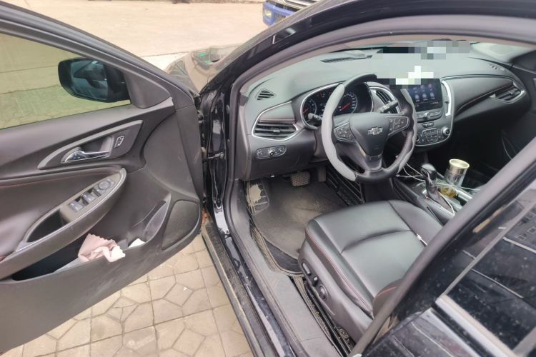 Used Chevrolet Malibu XL 2020 Redline 550T Automatic Sport Edition Driver Seat