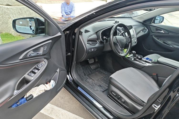 Used Chevrolet Malibu XL 2020 Redline 550T Automatic RuiLian Edition Driver Seat