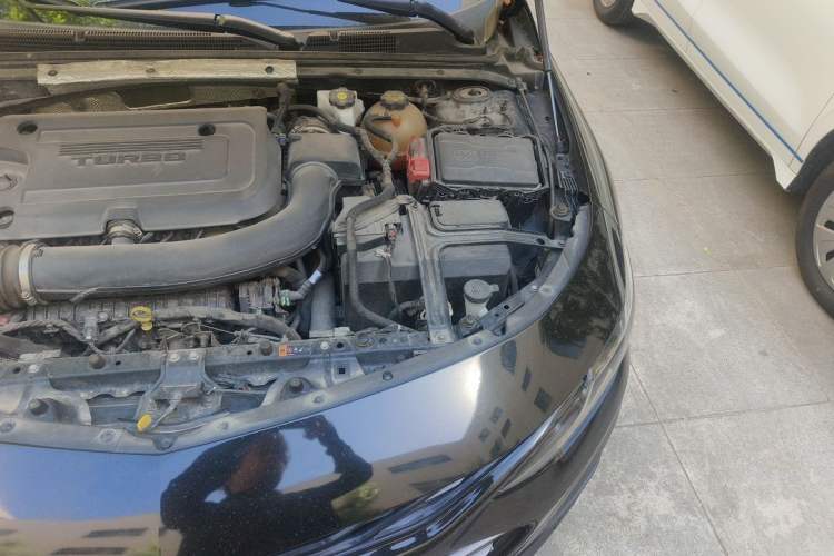 Used Chevrolet Malibu XL 2020 Redline 550T Automatic Sport Edition Engine Bay Left