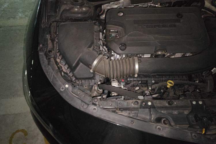 Used Chevrolet Malibu XL 2020 Redline 550T Automatic Sport Edition Engine Bay Right