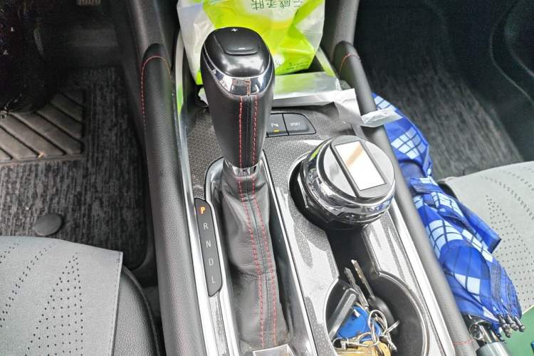Used Chevrolet Malibu XL 2020 Redline 550T Automatic RuiLian Edition Gear Lever