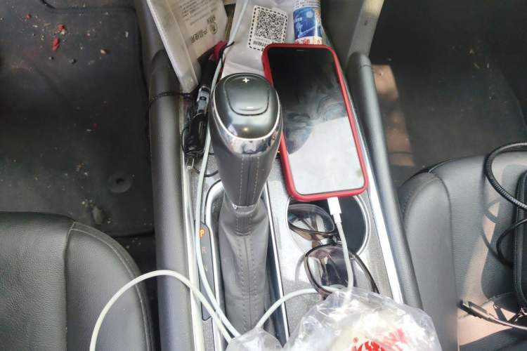 Used Chevrolet Malibu XL 2020 535T CVT Sharp Edition Gear Lever