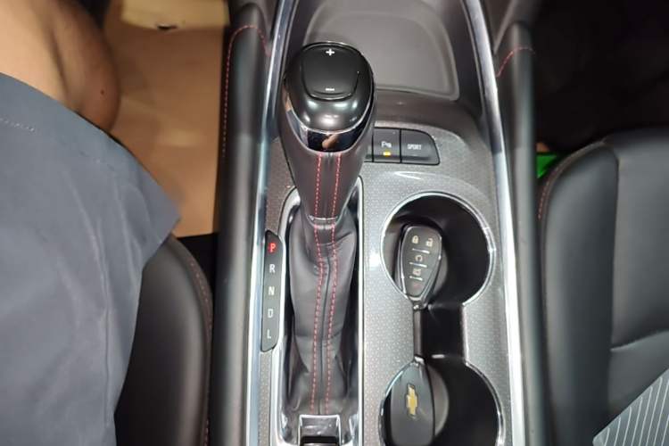 Used Chevrolet Malibu XL 2020 Redline 550T Automatic RuiLian Edition Gear Lever