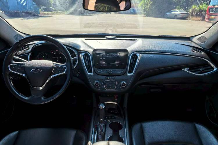 Used Chevrolet Malibu XL 2020 Redline 550T Automatic Sport Edition Interior 1