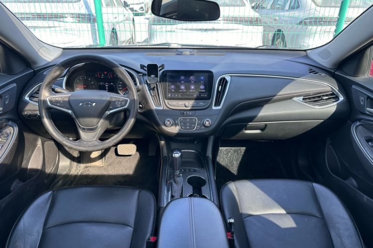 Used Chevrolet Malibu XL 2020 Redline 550T Automatic Sport Edition Interior 1