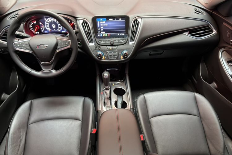 Used Chevrolet Malibu XL 2020 Redline 550T Automatic Sport Edition Interior 12