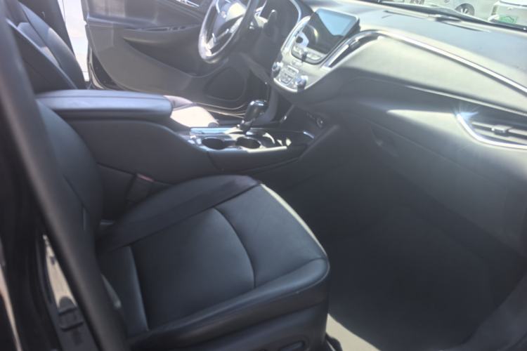 Used Chevrolet Malibu XL 2020 535T CVT Sharp Edition Interior 2