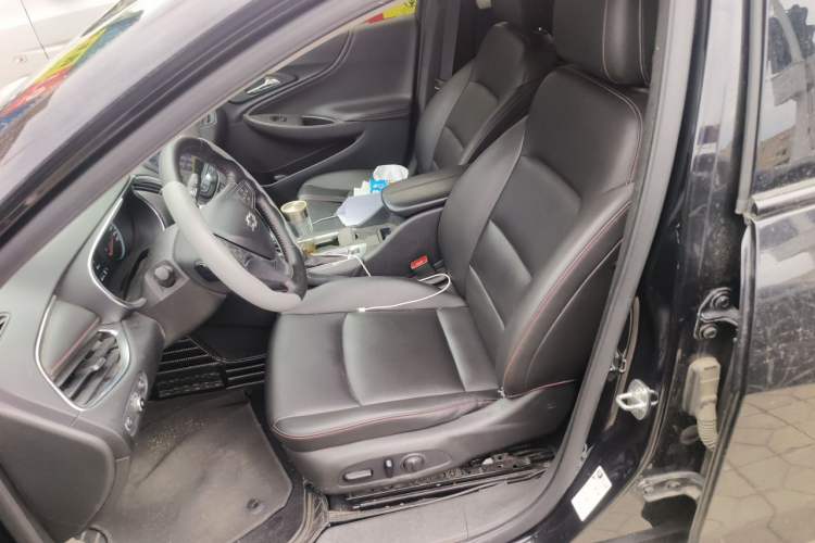 Used Chevrolet Malibu XL 2020 Redline 550T Automatic Sport Edition Left Front Seat