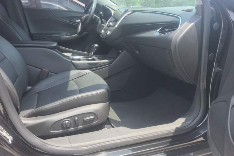 Used Chevrolet Malibu XL 2020 535T CVT Sharp Edition Left Front Seat