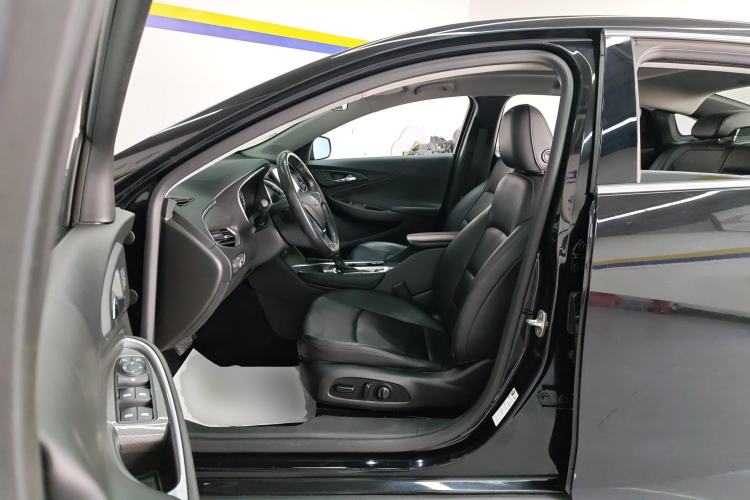 Used Chevrolet Malibu XL 2020 535T CVT Sharp Edition Left Front Seat