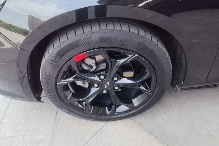Used Chevrolet Malibu XL 2020 Redline 550T Automatic Sport Edition Left Front Wheel Hub
