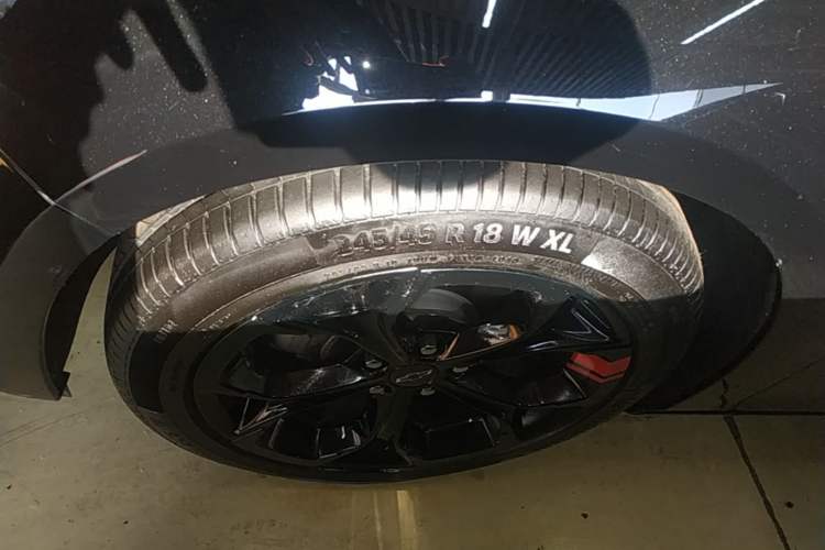 Used Chevrolet Malibu XL 2020 Redline 550T Automatic RuiLian Edition Left Front Wheel Hub