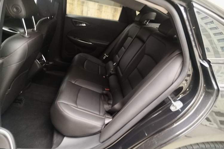 Used Chevrolet Malibu XL 2020 Redline 550T Automatic Sport Edition Left Rear Seat