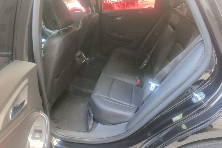 Used Chevrolet Malibu XL 2020 Redline 550T Automatic Sport Edition Left Rear Seat