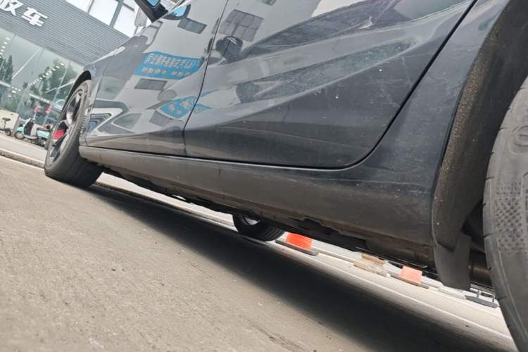 Used Chevrolet Malibu XL 2020 Redline 550T Automatic RuiLian Edition Left Side Sill