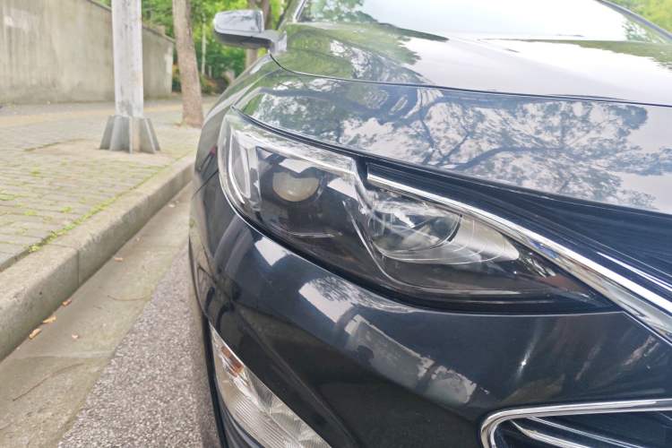 Used Chevrolet Malibu XL 2020 535T CVT Sharp Edition Right Front Headlight