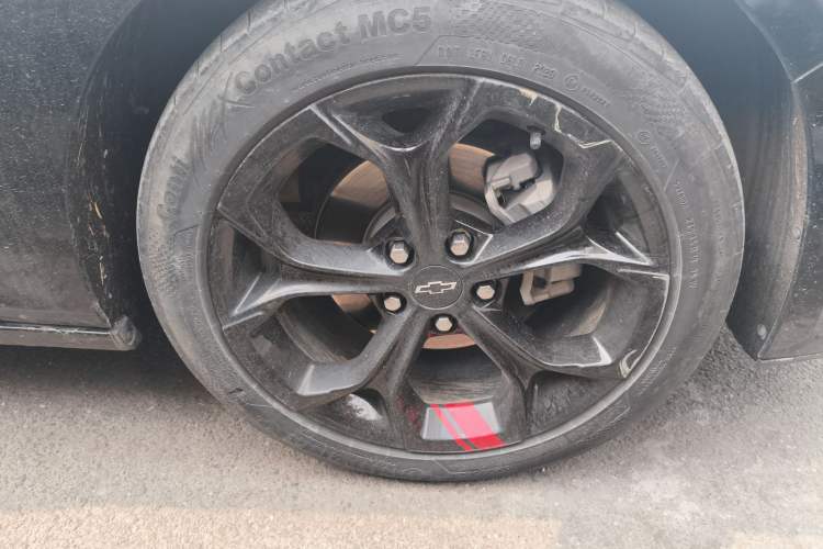 Used Chevrolet Malibu XL 2020 Redline 550T Automatic Sport Edition Right Front Wheel Hub