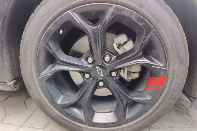Used Chevrolet Malibu XL 2020 Redline 550T Automatic Sport Edition Right Front Wheel Hub