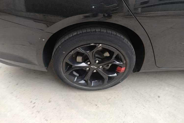 Used Chevrolet Malibu XL 2020 Redline 550T Automatic Sport Edition Right Rear Wheel Hub
