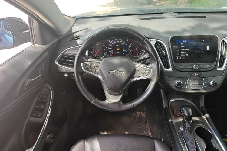 Used Chevrolet Malibu XL 2020 Redline 550T Automatic Sport Edition Steering Wheel