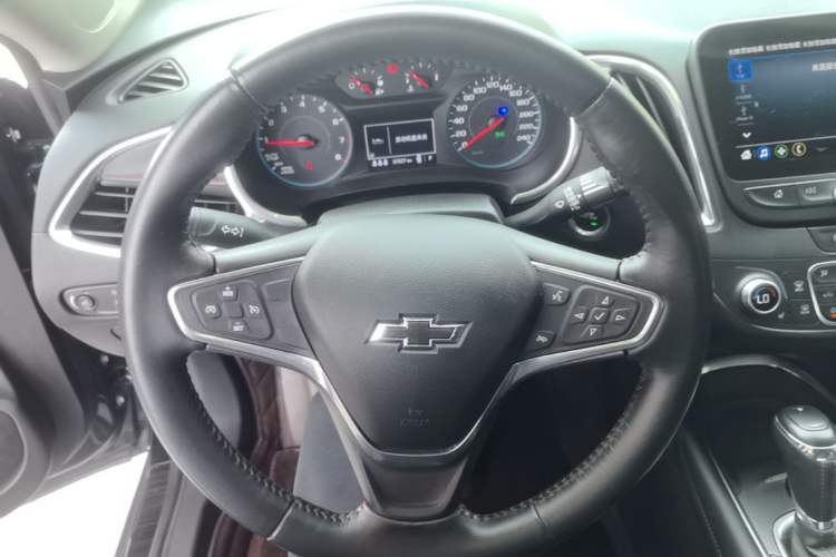 Used Chevrolet Malibu XL 2020 Redline 550T Automatic Sport Edition Steering Wheel