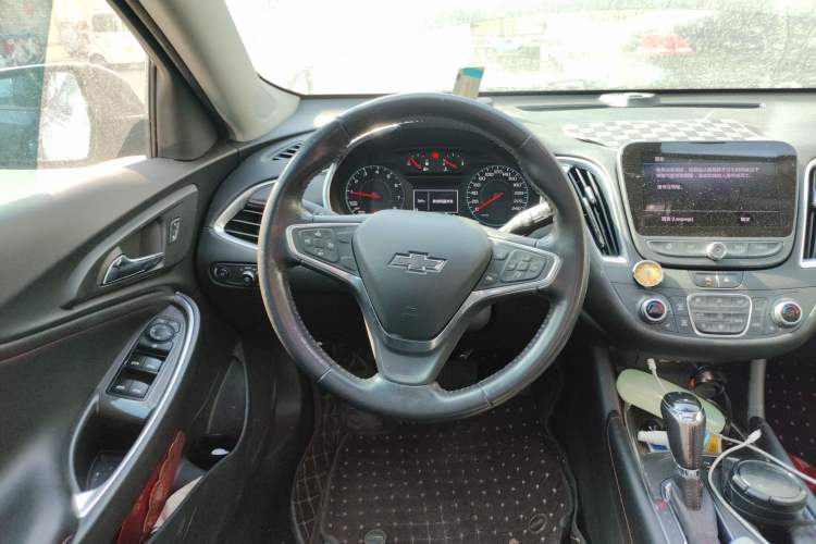 Used Chevrolet Malibu XL 2020 Redline 550T Automatic Sport Edition Steering Wheel