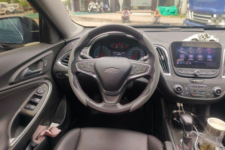 Used Chevrolet Malibu XL 2020 Redline 550T Automatic Sport Edition Steering Wheel